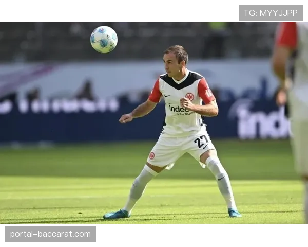 球员专访：法兰克福中场格策谈论主罚任意球时的心理准备